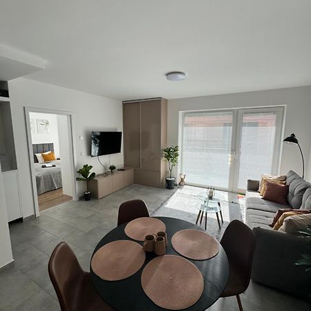 Hello 5C Apartman - Πετς Εξωτερικό φωτογραφία